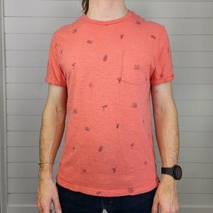 Express | T-Shirt | Men's | Medium | Pineapple Margarita Pattern